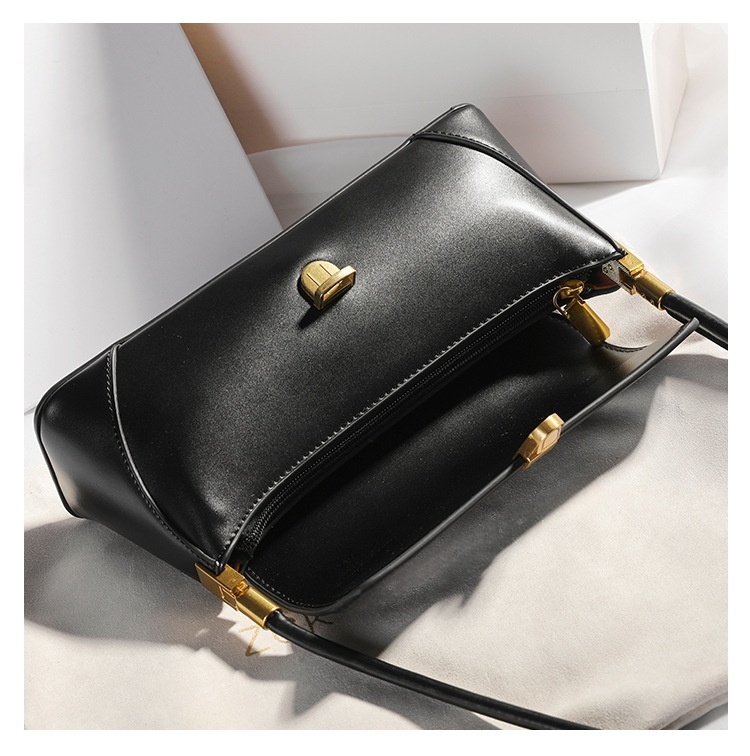 Womens Classic Shoulder Bag with Gold Hardware And Faux Leather